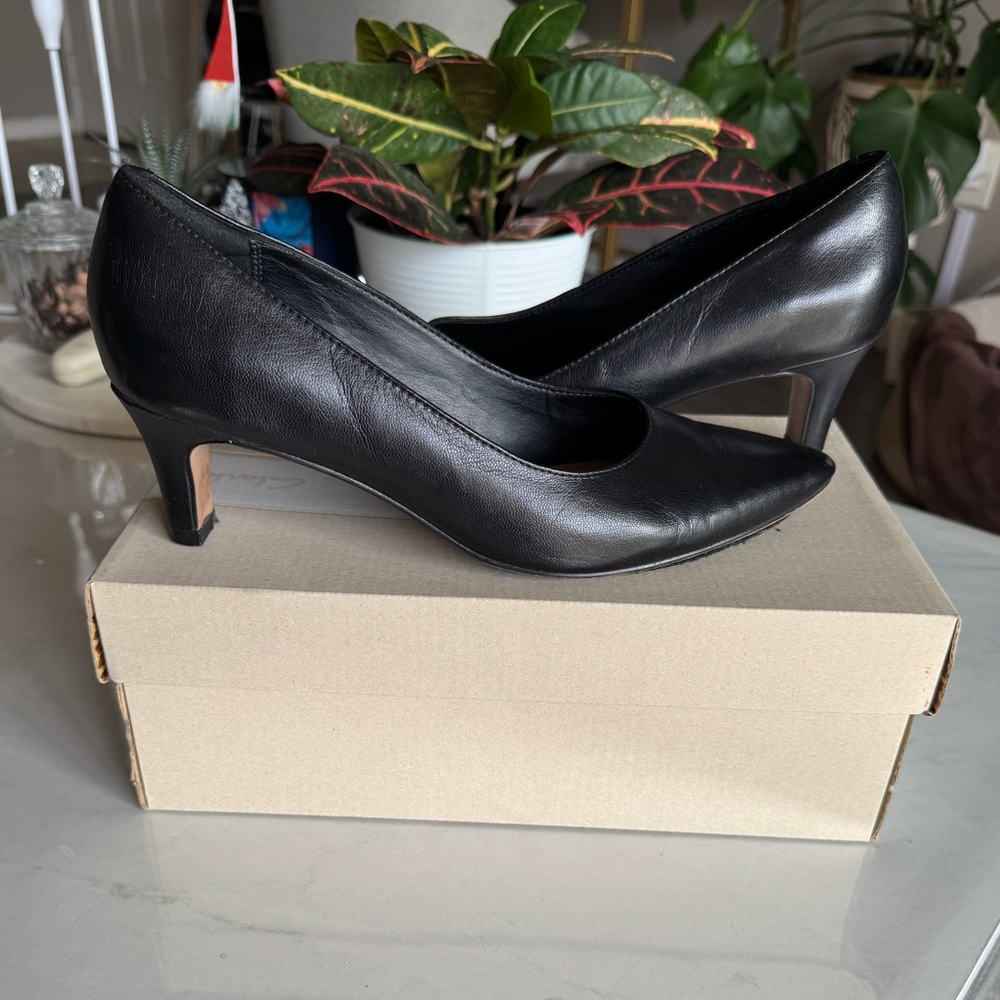 Clark’s short professional heels shoes